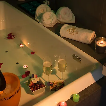 Twice - Bed & Breakfast 2*
