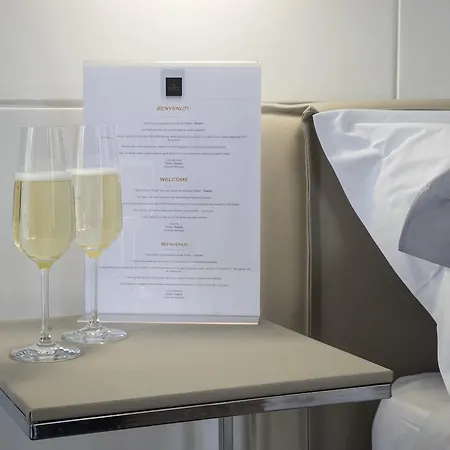 Bed & Breakfast Twice - Napoli